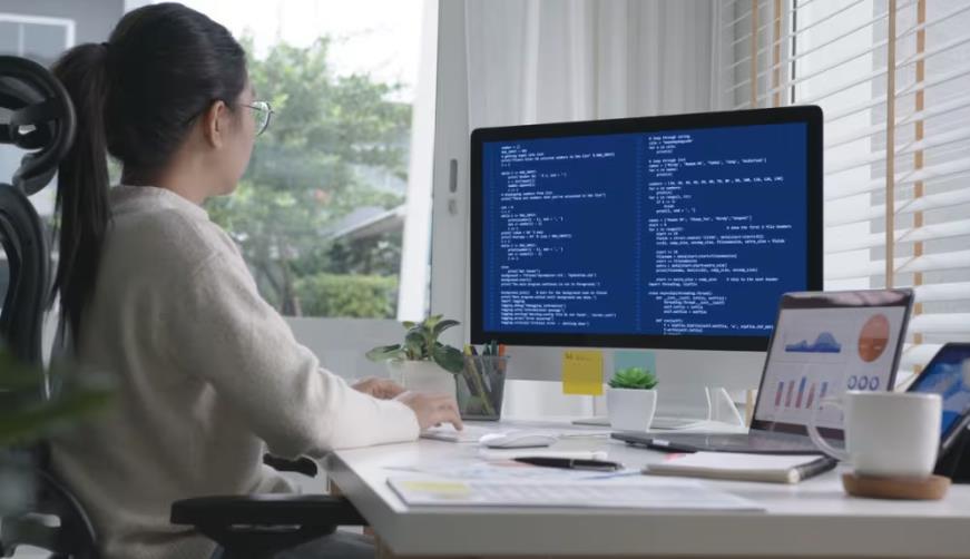 扎赉诺尔区企业数字化解决方案:机器学习赋能商业模式升级的核心路径